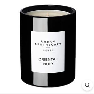 URBAN APOTHECARY  LONDON Oriental Noir
Signature Candle 300g Black Candle
